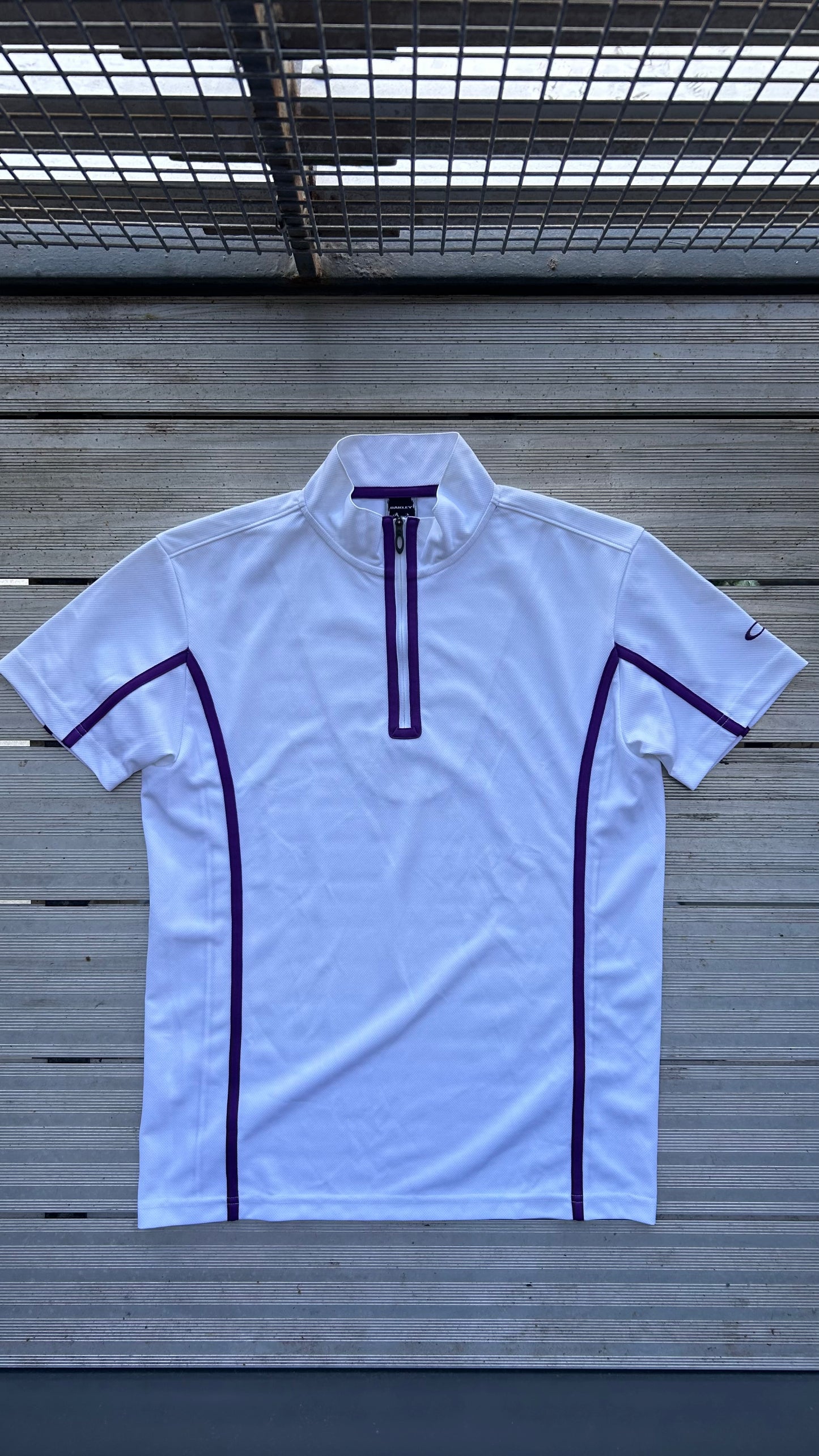 Oakley Zipped Top