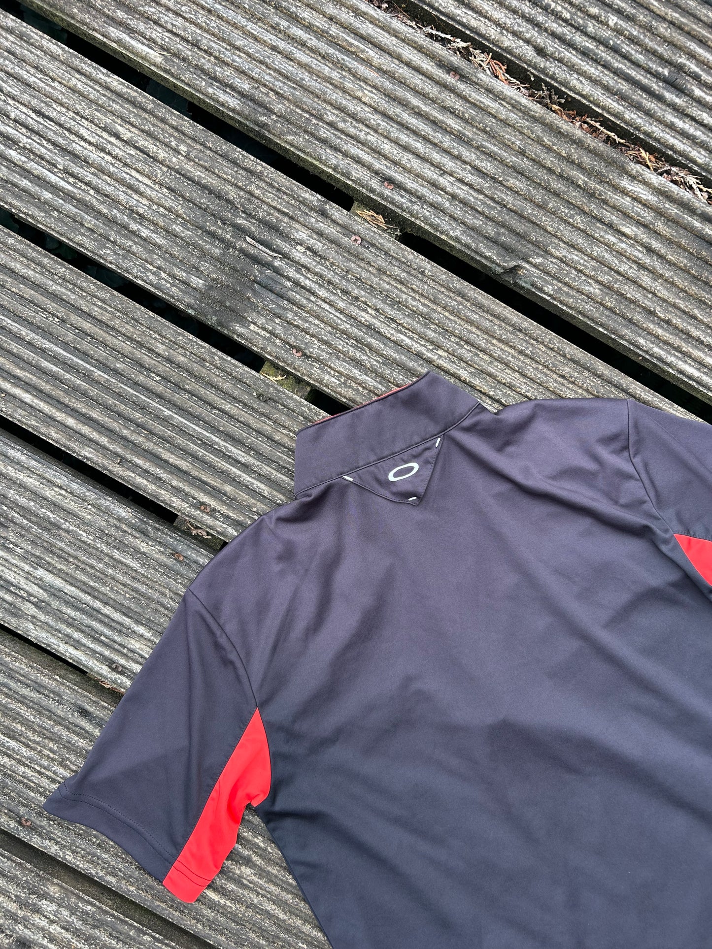 Oakley Zipped Tee