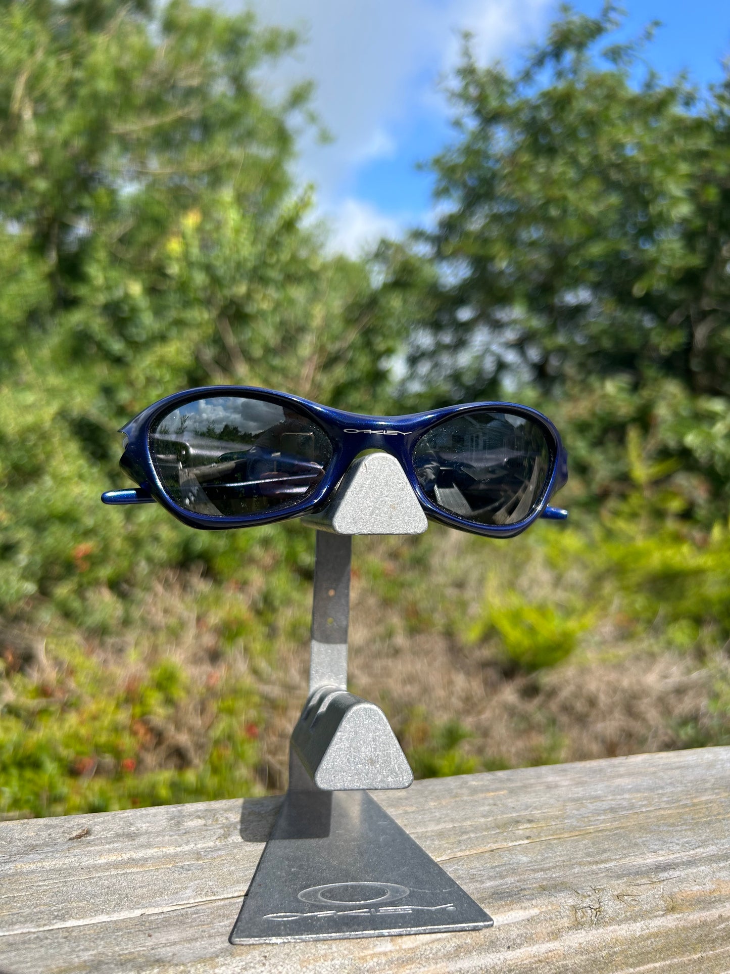 Oakley Valve