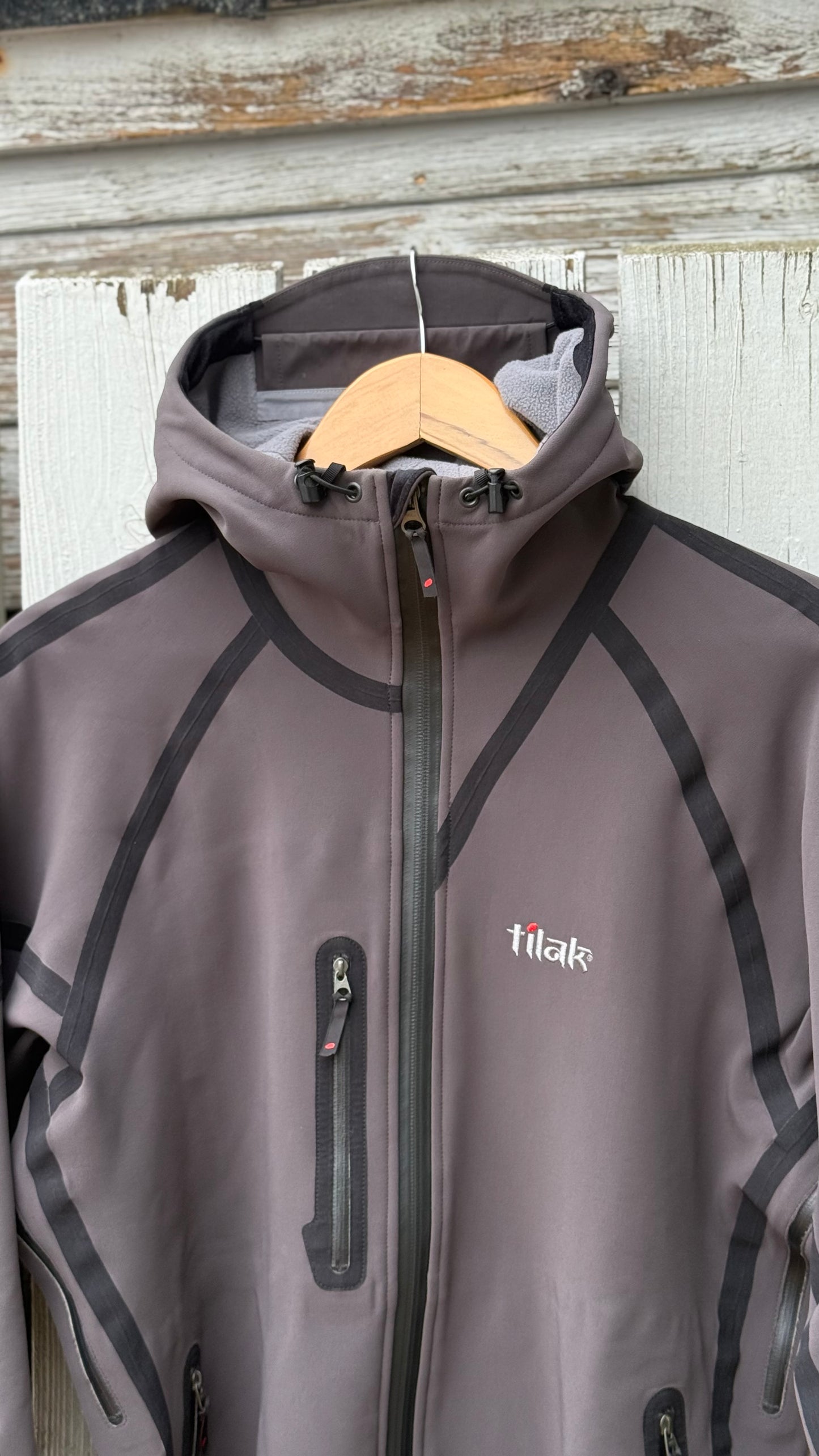 Tilak Ogre Softshell