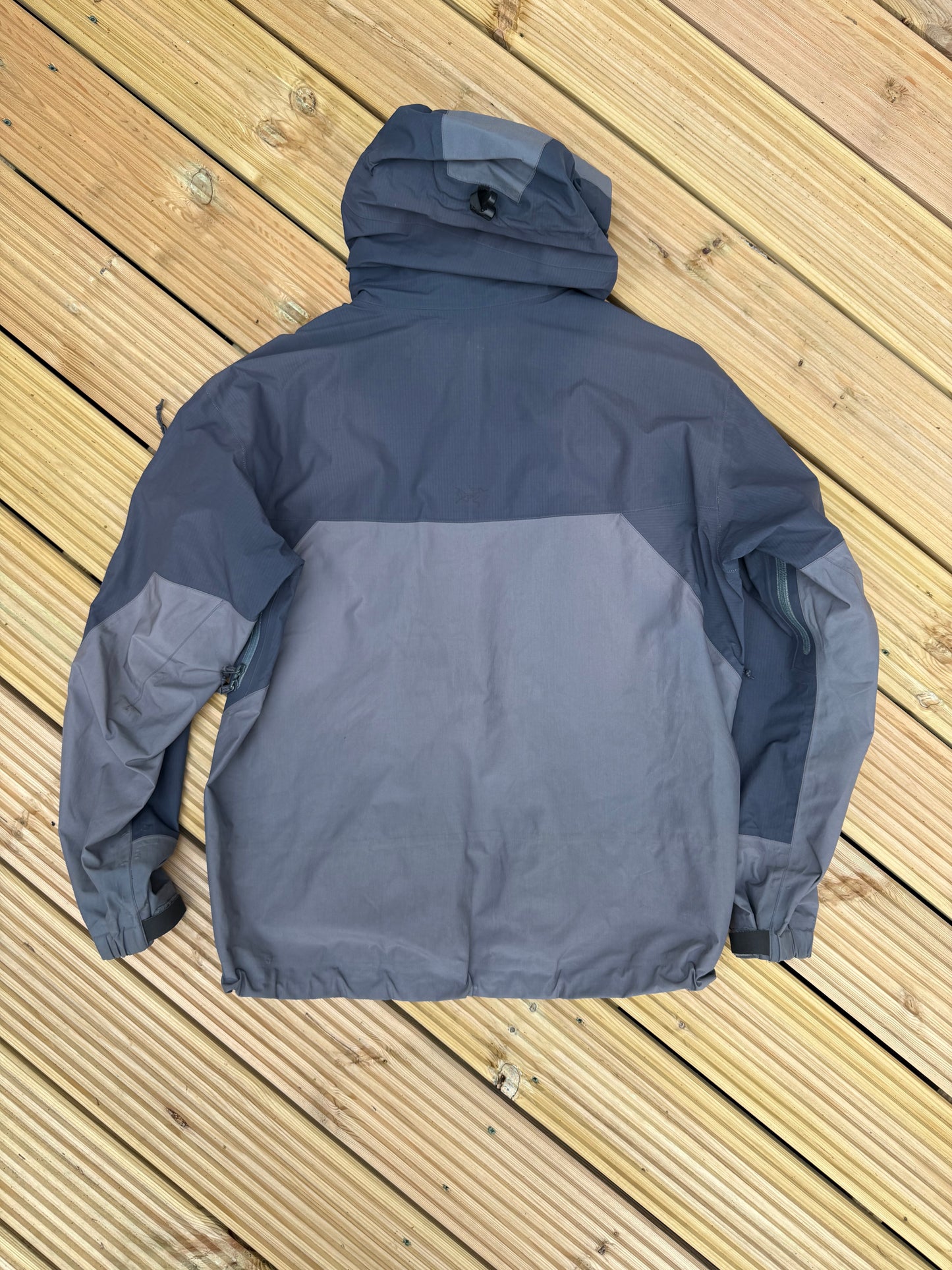 Arc'teryx Gore-Tex XCR Jacket