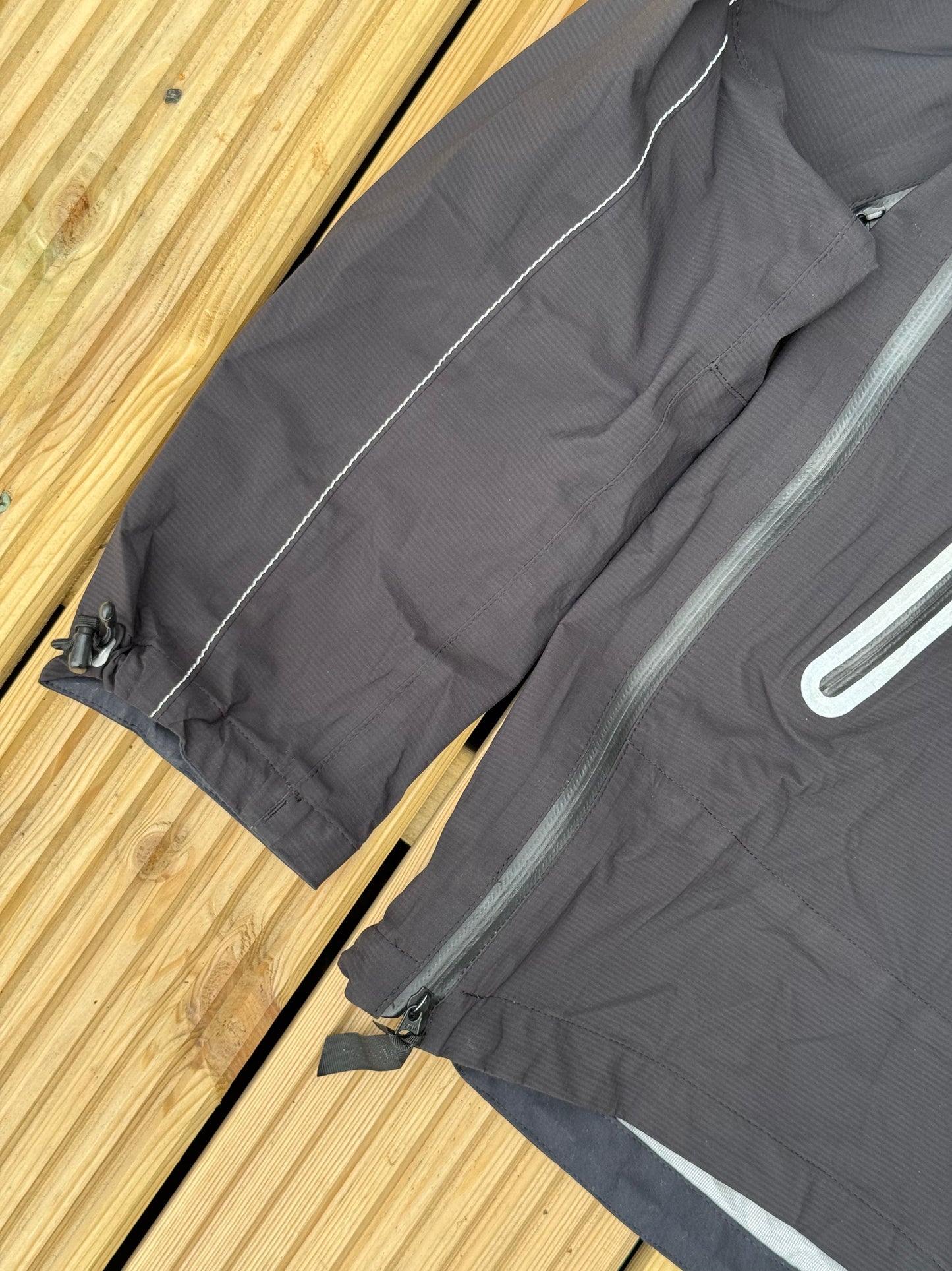 And Wander e-Vent Jacket