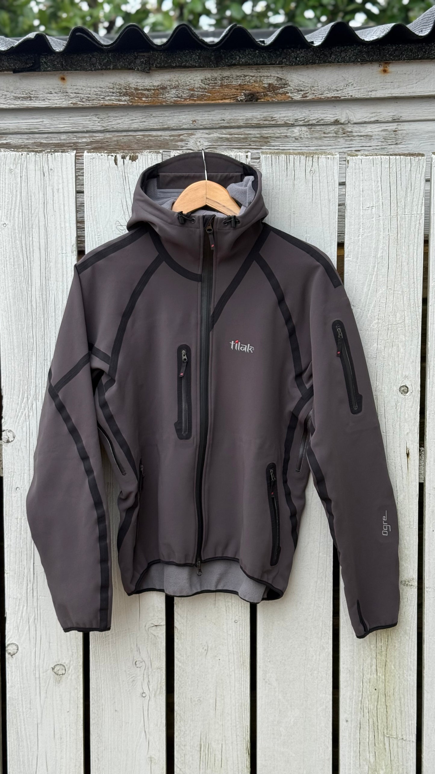 Tilak Ogre Softshell