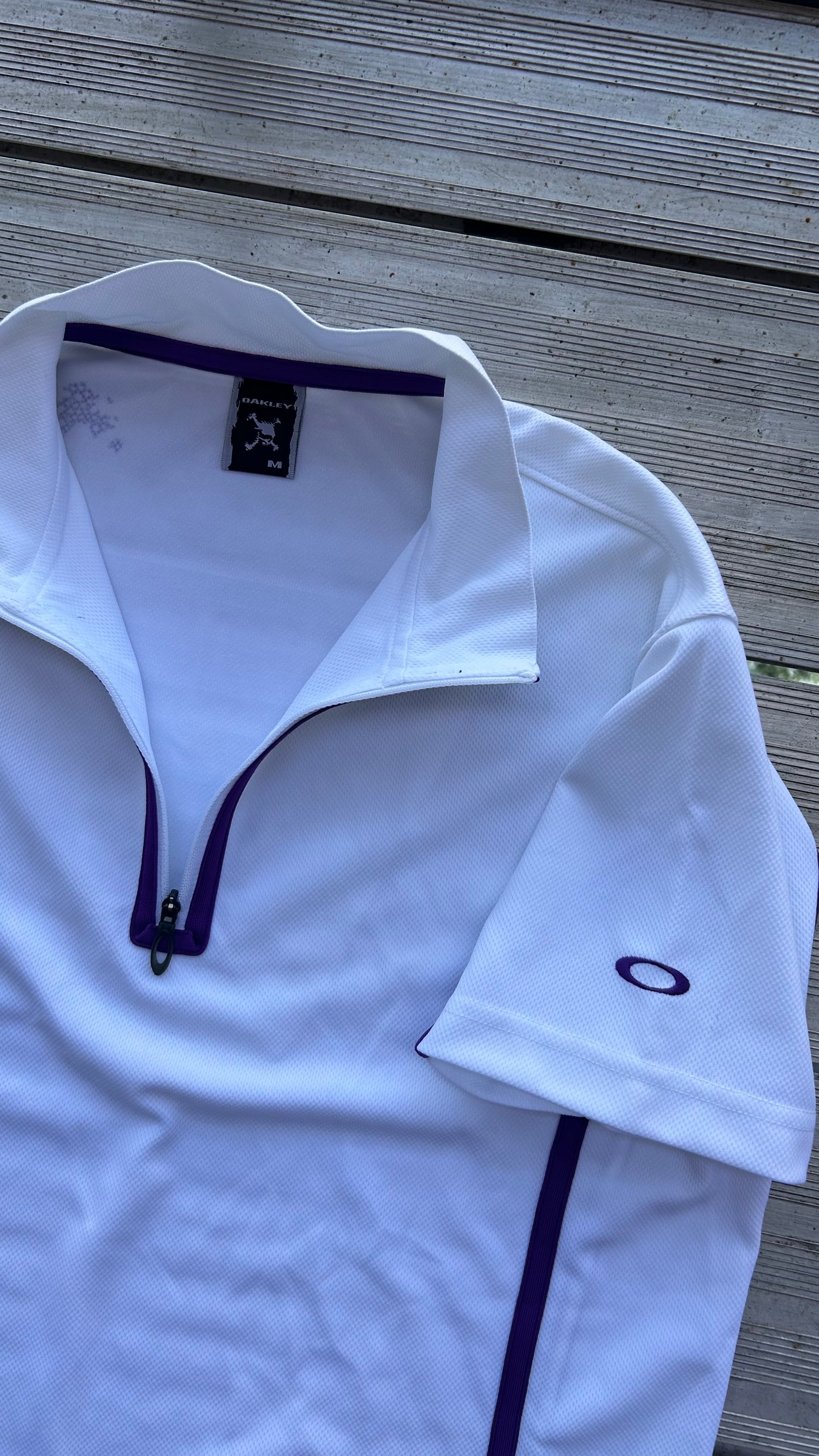 Oakley Zipped Top