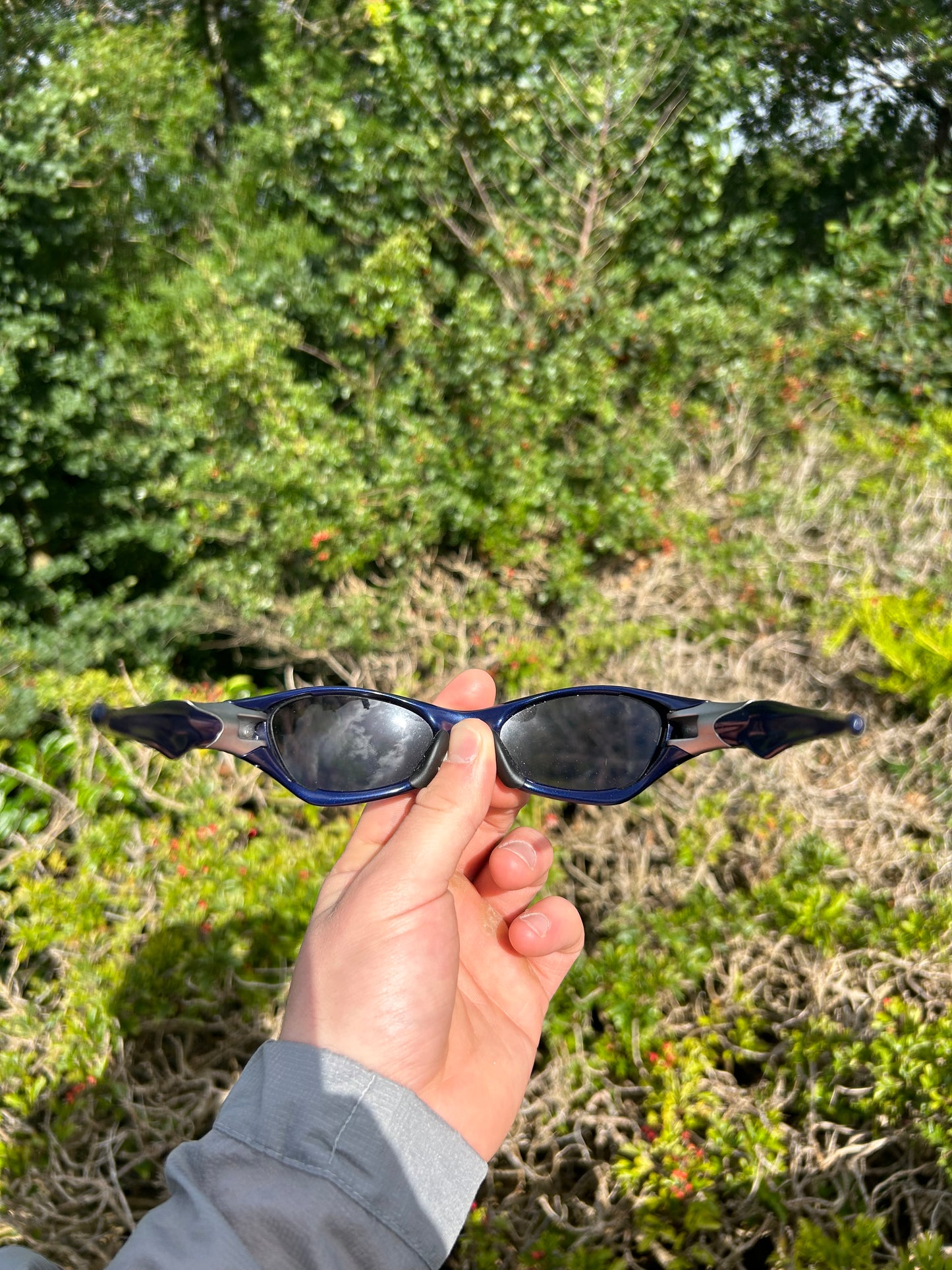 Oakley Valve