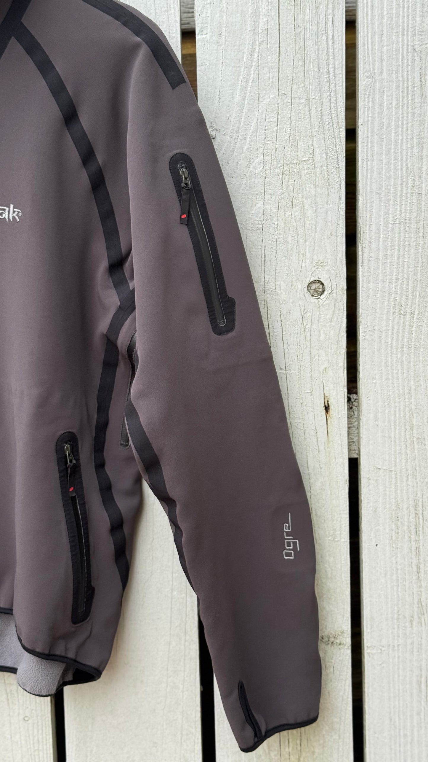 Tilak Ogre Softshell