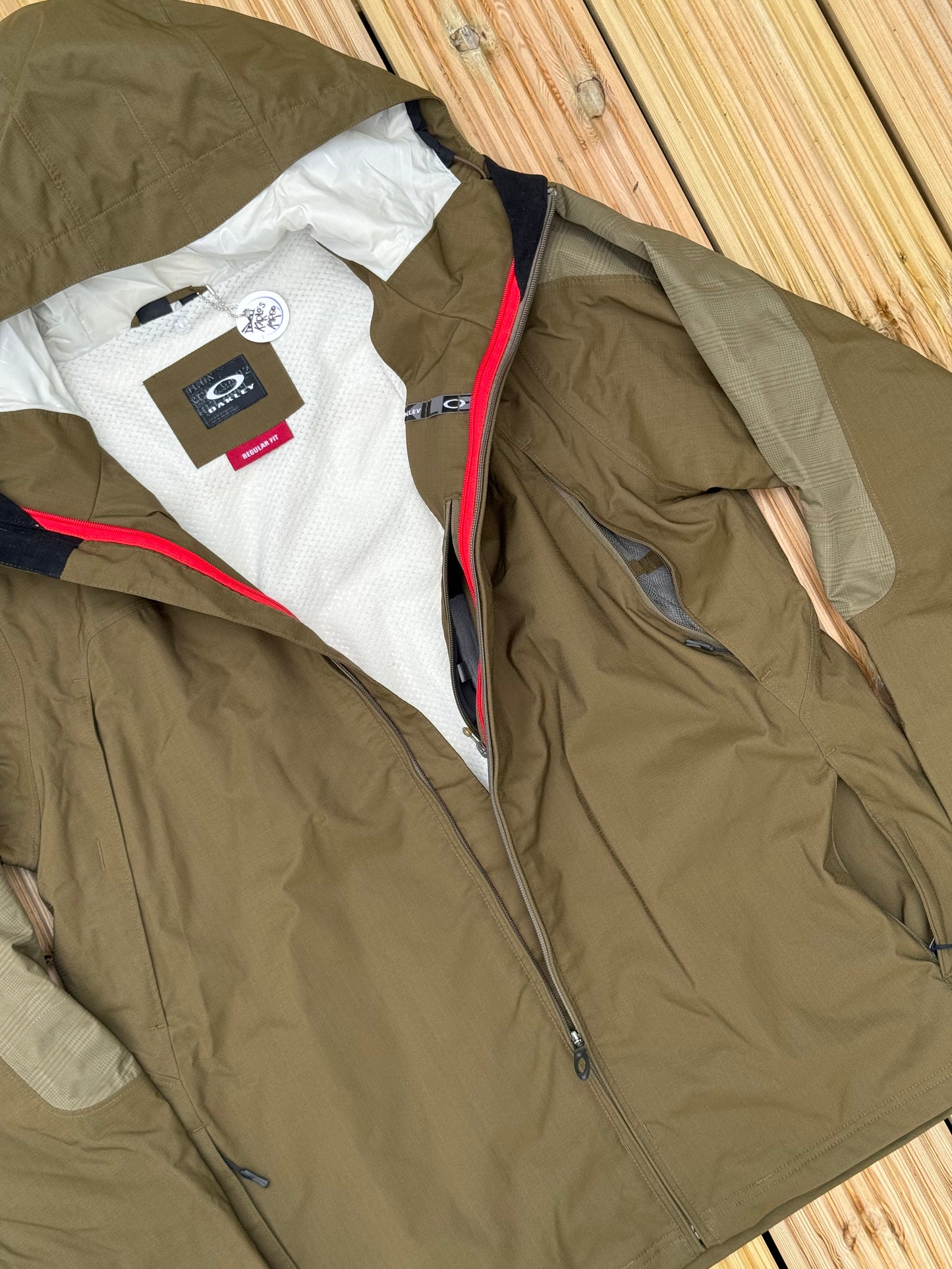 Oakley Magnetic Waterproof Jacket